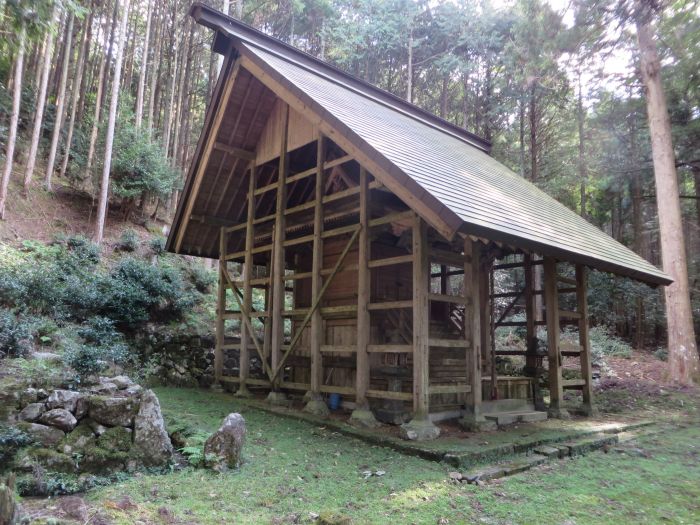 丹波篠山市倉本/川上神社写真