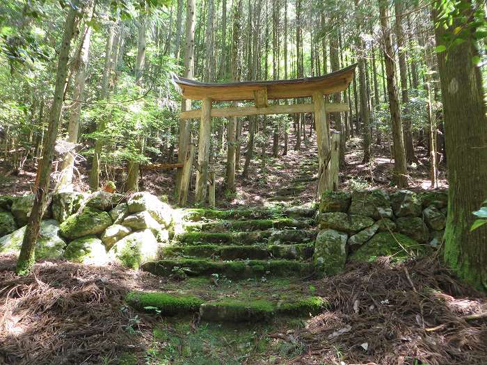 丹波篠山市高坂/八坂神社写真