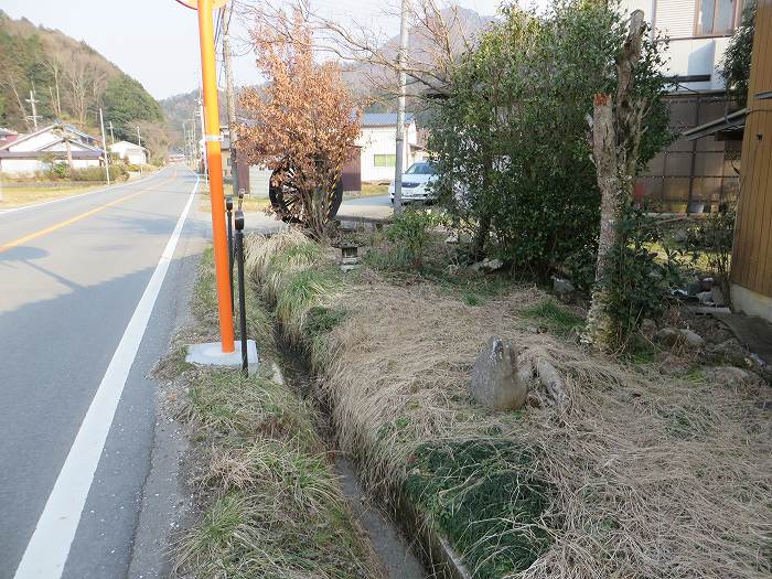 丹波篠山市栗柄/道しるべ写真