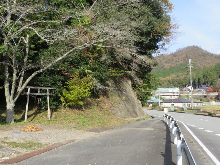 丹波篠山市本郷/神社写真