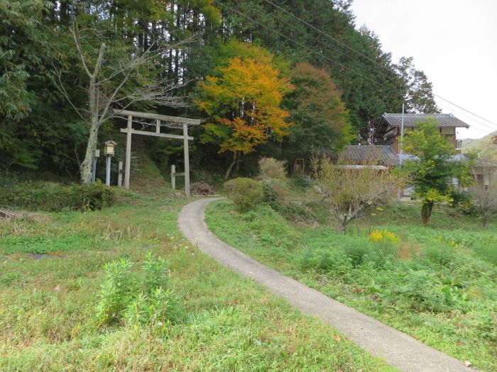 丹波篠山市遠方/稲荷大神写真