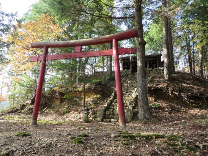 丹波篠山市桑原/稲荷神社写真