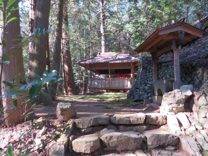 丹波篠山市奥県守/稲荷神社写真