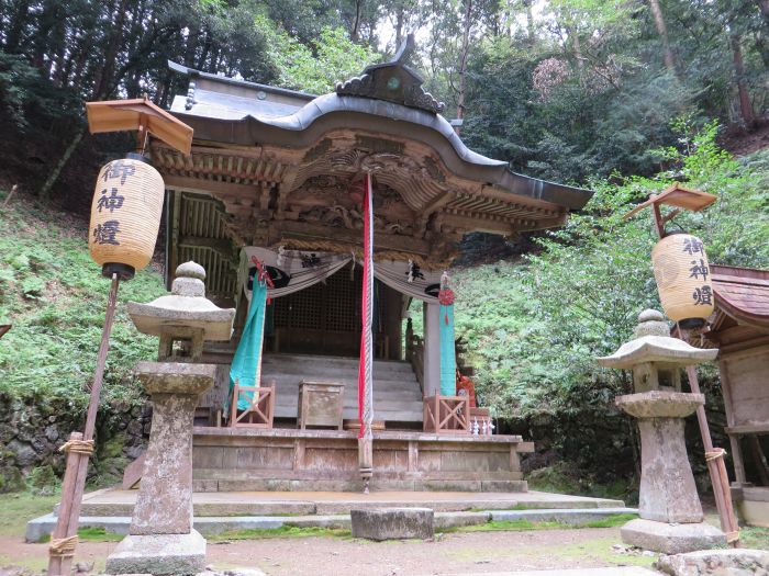 丹波篠山市草ノ上/左近神社写真