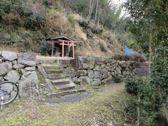 丹波篠山市塩岡/白玉神社写真