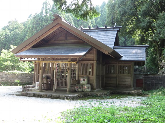 丹波篠山市福井/櫛石窓神社写真