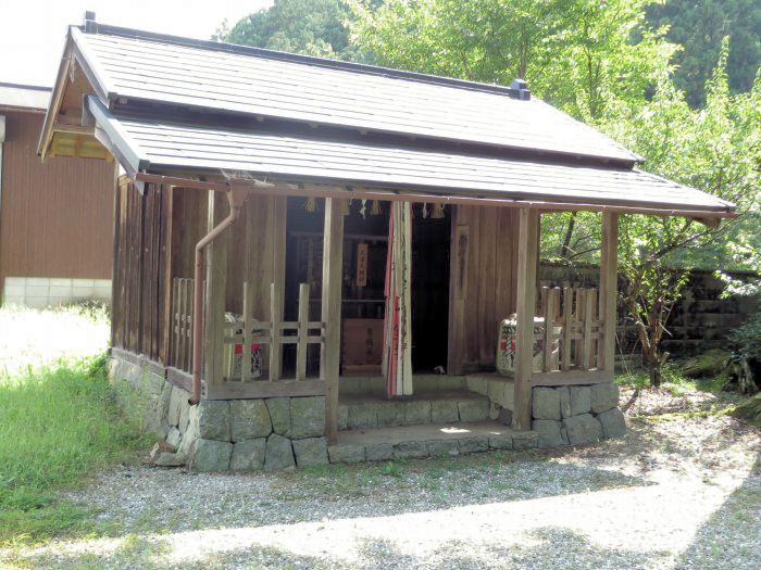 丹波篠山市福井/櫛石窓神社写真