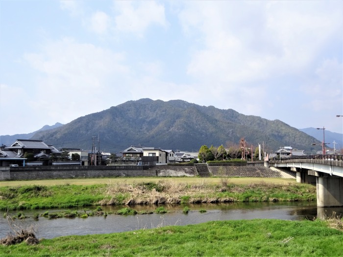 丹波市氷上町新郷/弘浪山