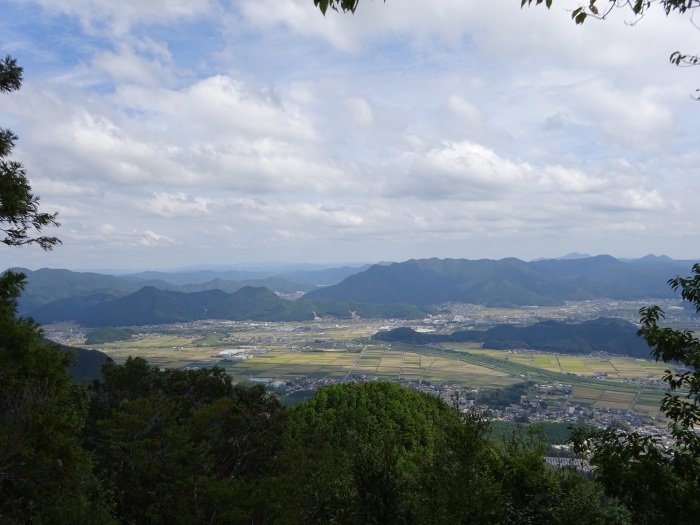 丹波市氷上町谷村/白山