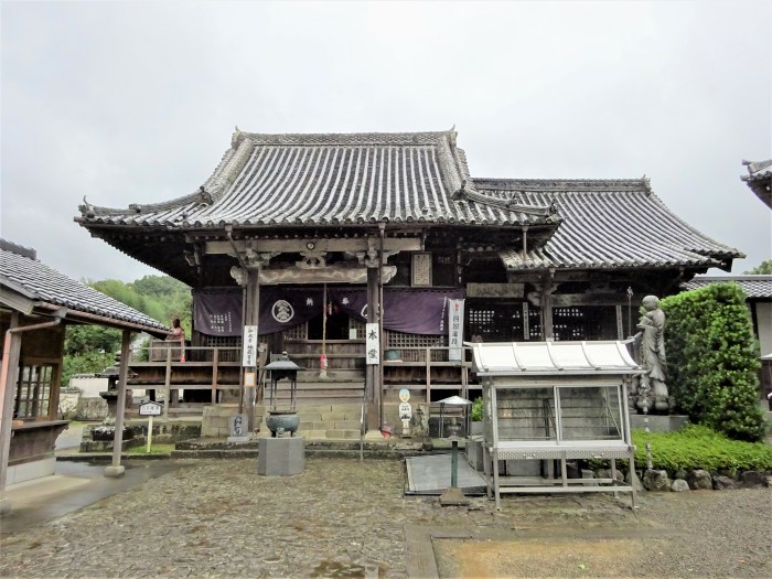 板野郡板野町羅漢林東/無尽山地蔵寺