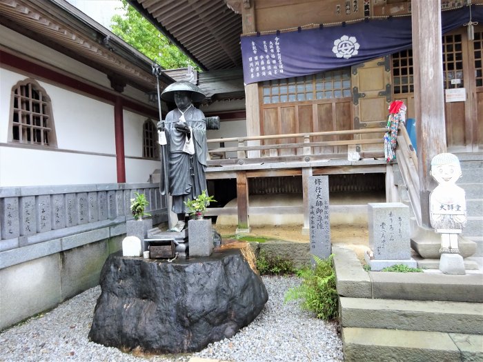 板野郡上板町引野寺ノ西北/温泉山安楽寺