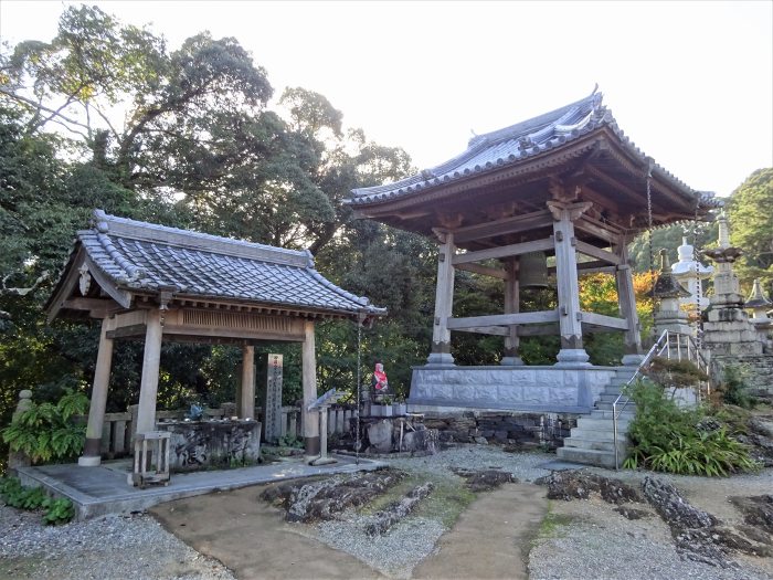 徳島市国府町延命/盛寿山常楽寺