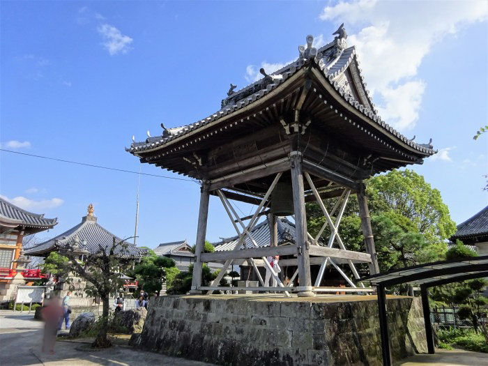 徳島市国府町井戸北屋敷/瑠璃山井戸寺