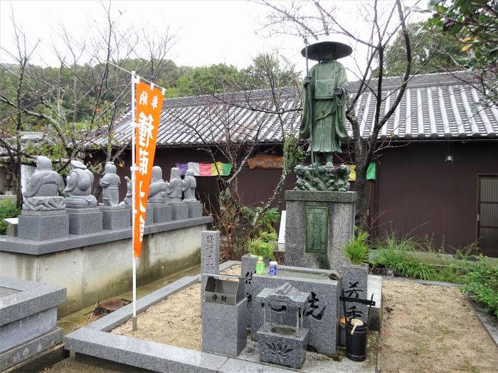 鳴門市大麻町大谷山田/東林院