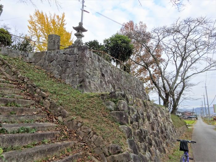 丹波篠山市大野/灯籠写真