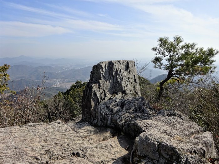 丹波篠山市今田町上立杭/虚空蔵山(局笠山)写真