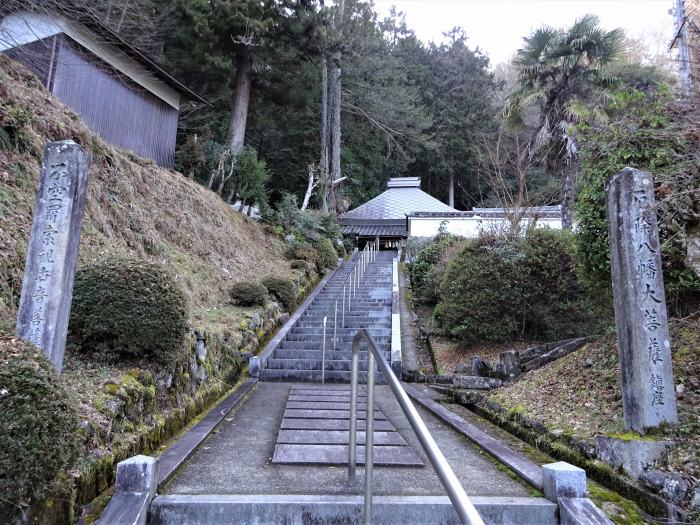 丹波篠山市本明谷/金林山本休寺写真