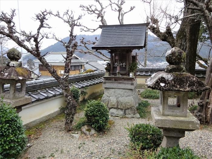 丹波篠山市大沢新/小畑山岳応寺