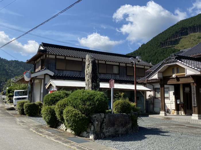 丹波市青垣町栗住野/宝林寺祖父祖父堂