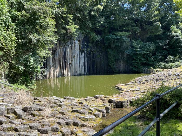 福知山市夜久野町小倉/やくの玄武岩公園