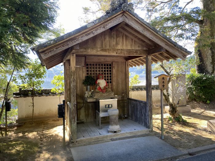 宇和島市三間町/一か山仏木寺