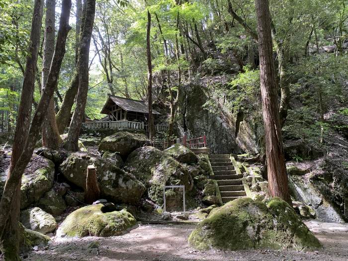 丹波市青垣町稲土/浄丸神社