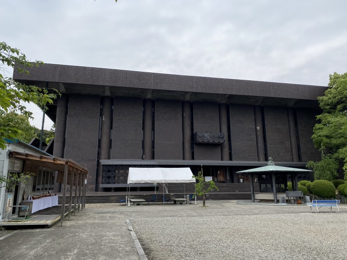 西条市小松町南川/栴檀山香園寺