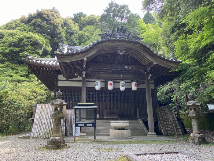 西条市洲之内甲/石鎚山前神寺