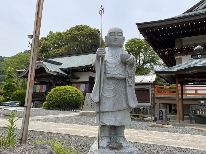 松山市浄瑠璃町/熊野山八坂寺