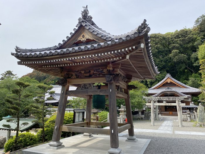 松山市畑寺町/東山繁多寺