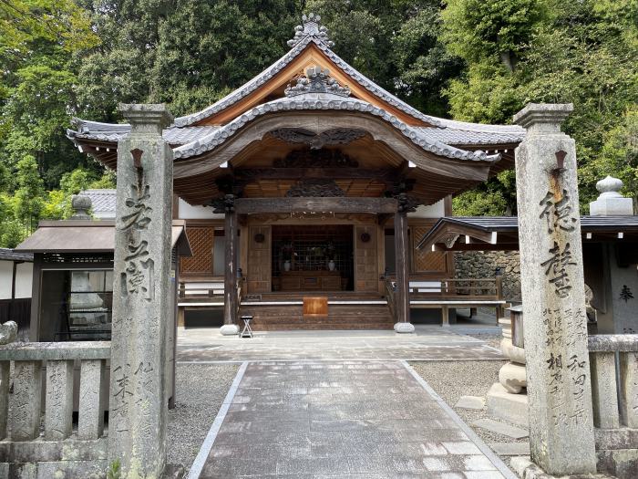 松山市畑寺町/東山繁多寺