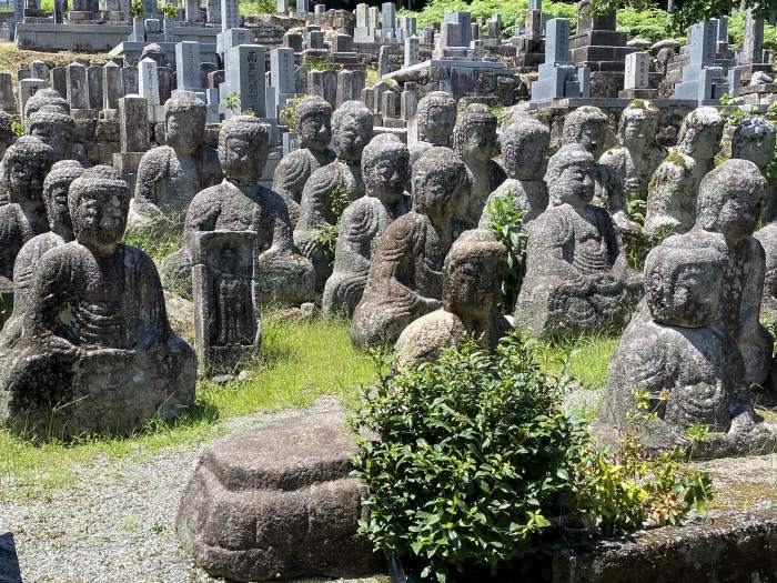 高島市鵜川/鵜川四十八体石仏群