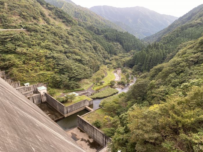 津山市加茂町下津川/津川ダム