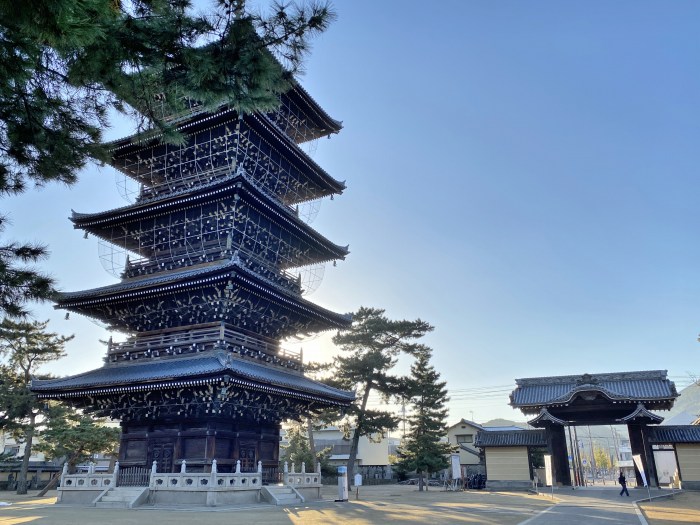 善通寺市善通寺町/第75番・五岳山善通寺