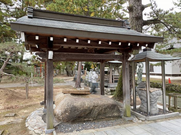 高松市国分寺町/第80番・白牛山国分寺