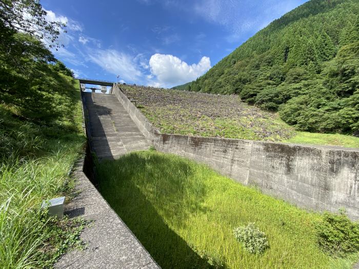 高島市今津町角川/石田川ダム