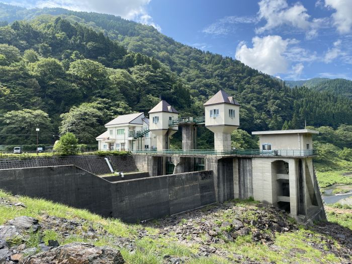 高島市今津町角川/石田川ダム