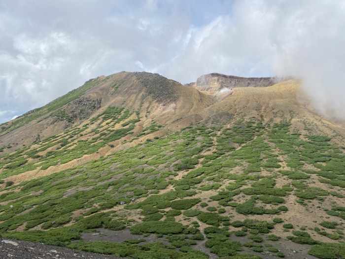 足寄郡足寄町/雌阿寒岳・阿寒富士