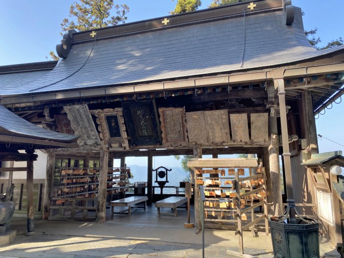 豊能郡能勢町野間中/能勢妙見宮