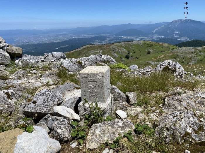 犬上郡多賀町霊仙/霊仙山・経塚山