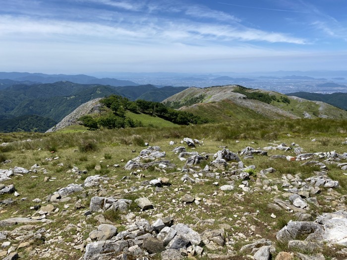 犬上郡多賀町霊仙/霊仙山・経塚山