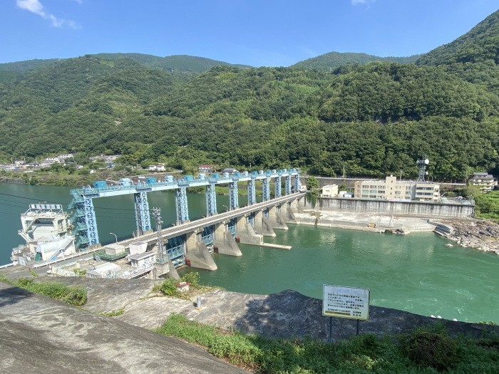 三好市池田町西山/池田ダム