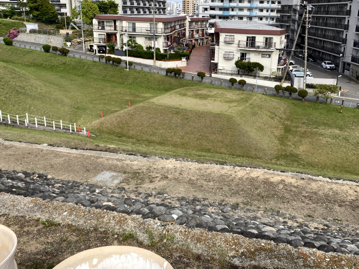 神戸市垂水区五色山/五色塚古墳