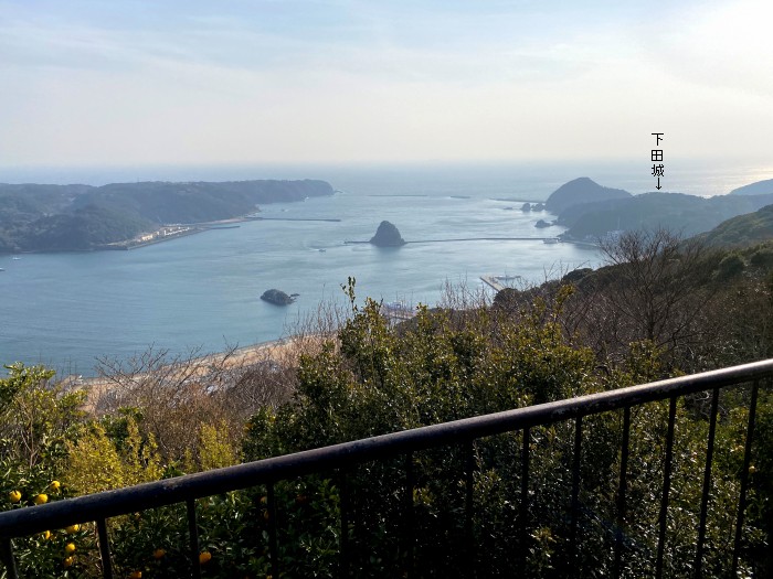 下田市三丁目/ペリー艦隊来航記念碑