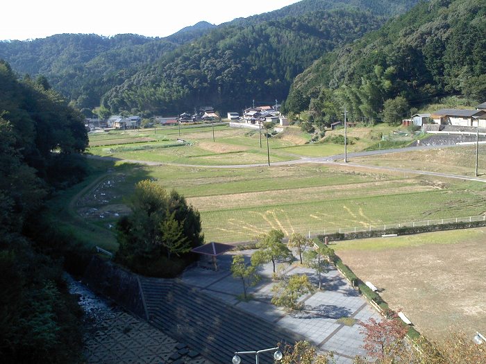 丹波市春日町上三井庄/三宝ダム多目的広場写真