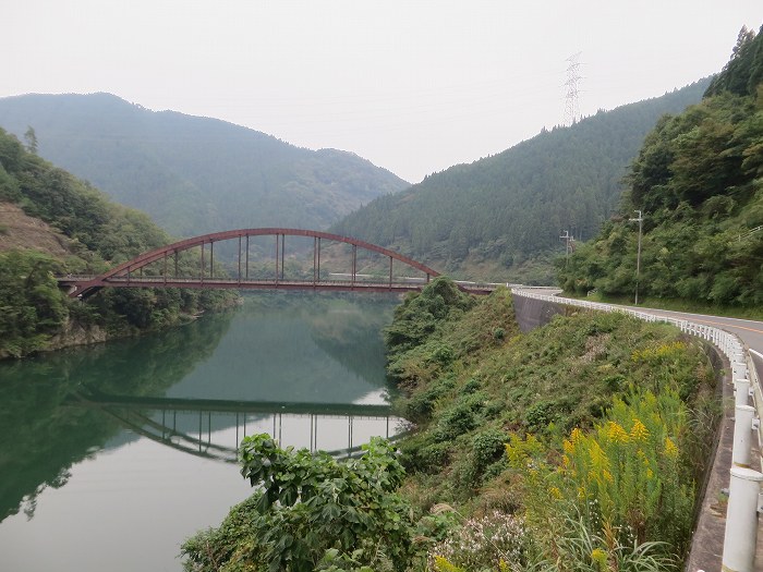 南丹市日吉町天若/世木ダム天若(宇津)峡大橋写真