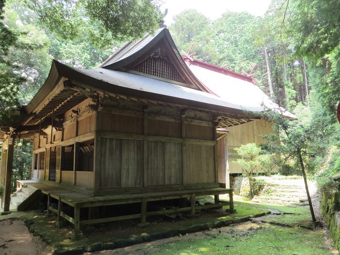 多可郡多可町/荒田神社写真