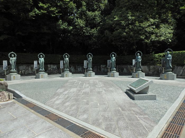 三田市尼寺/東光山花山院菩提寺写真