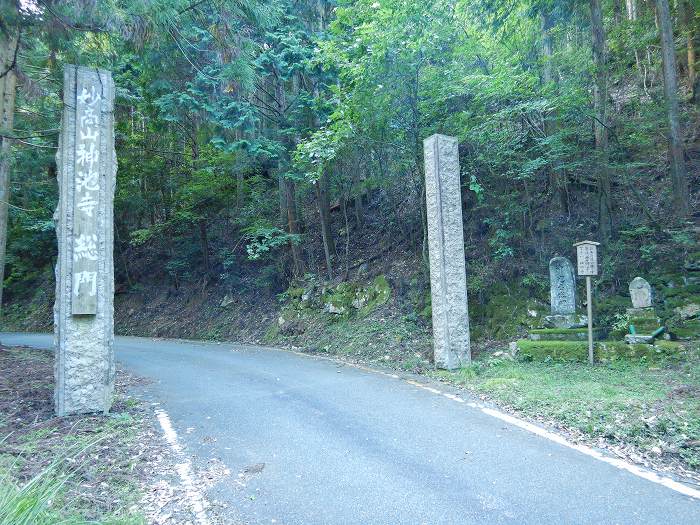 丹波市市島町多利/妙高山神池寺写真