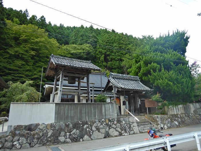 京都市右京区京北周山町上代/恵日山慈眼寺写真